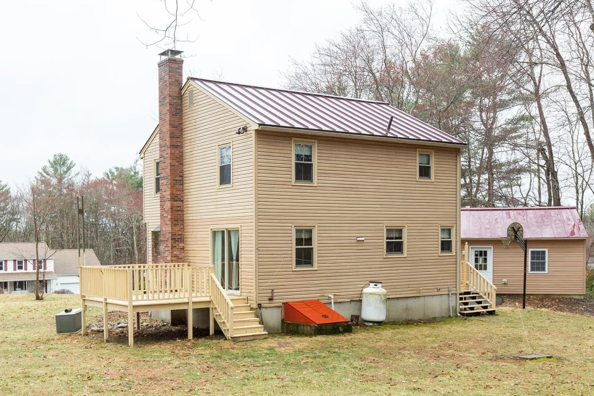 12 Severance Drive Londonderry NH 03053