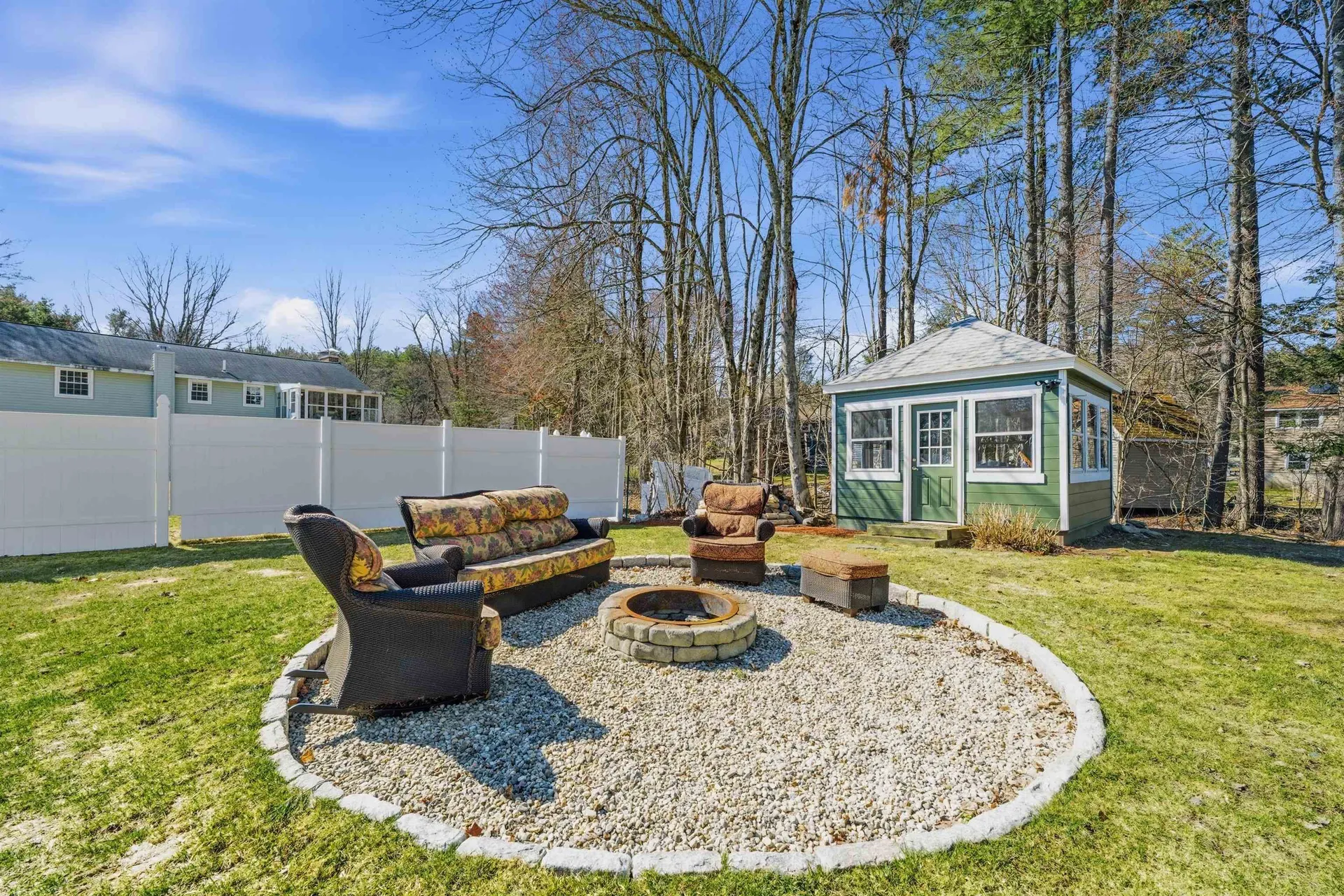 15 Clay Street Merrimack NH 03054