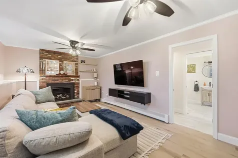15 Clay Street Merrimack NH 03054