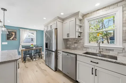 15 Clay Street Merrimack NH 03054
