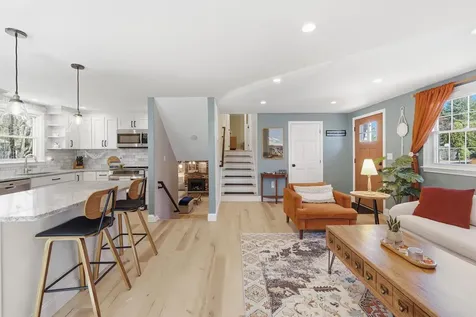 15 Clay Street Merrimack NH 03054