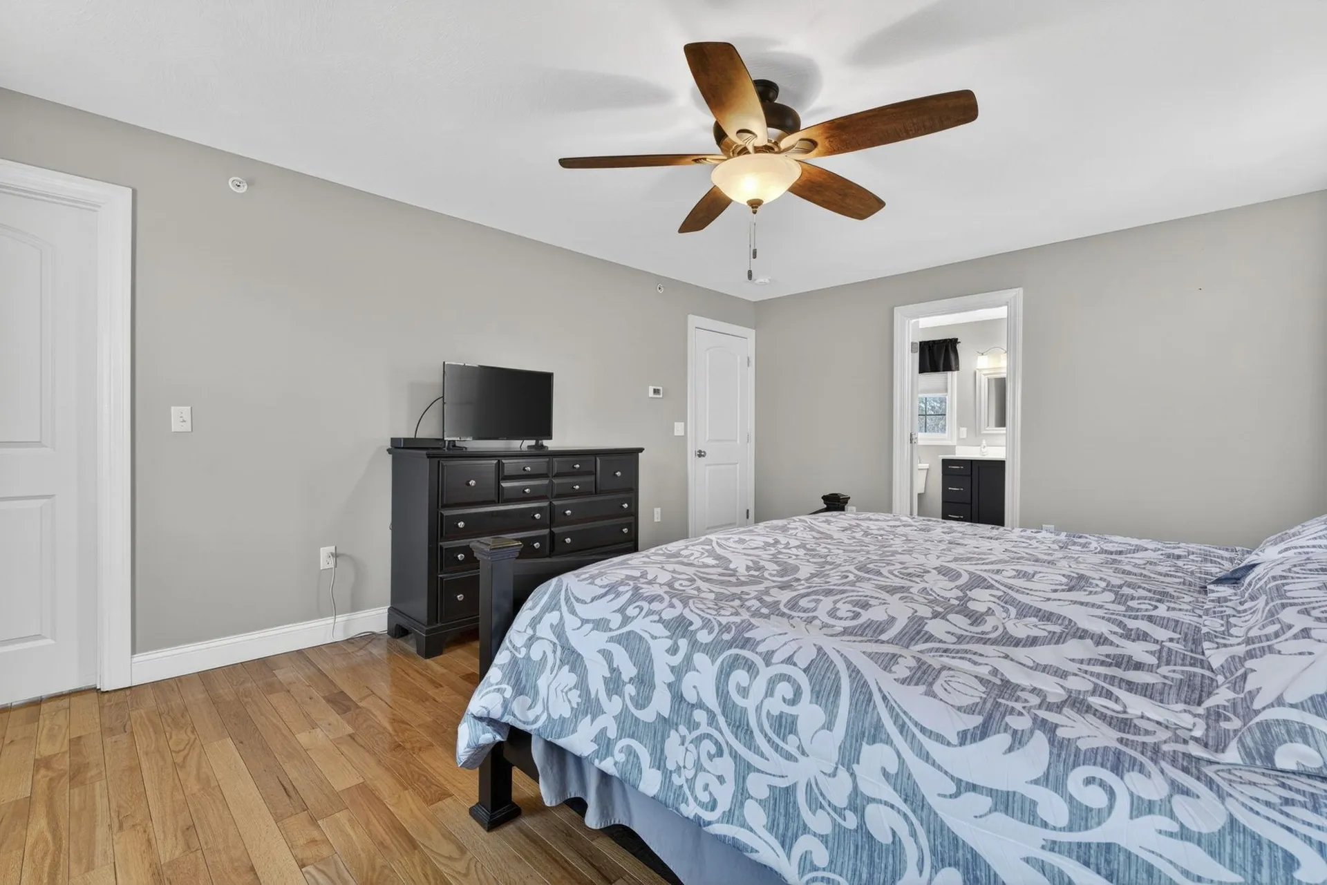 596 Haverhill Road Chester NH 03036
