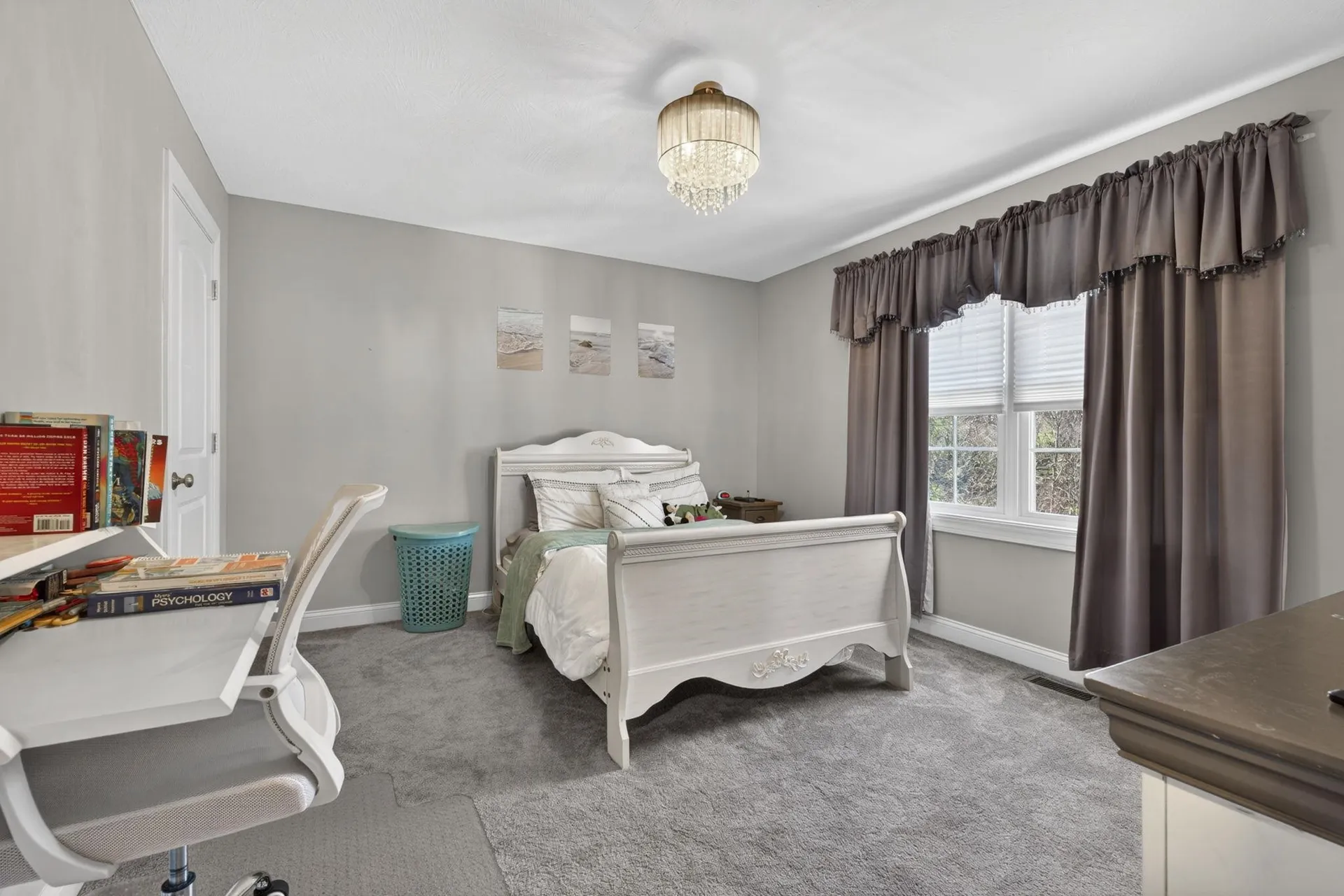 596 Haverhill Road Chester NH 03036