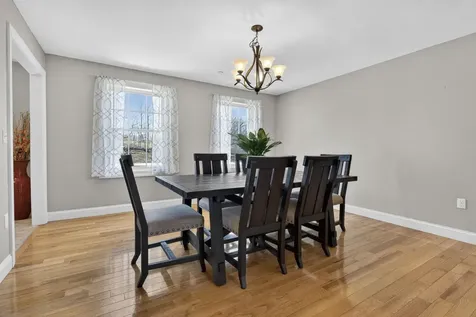 596 Haverhill Road Chester NH 03036