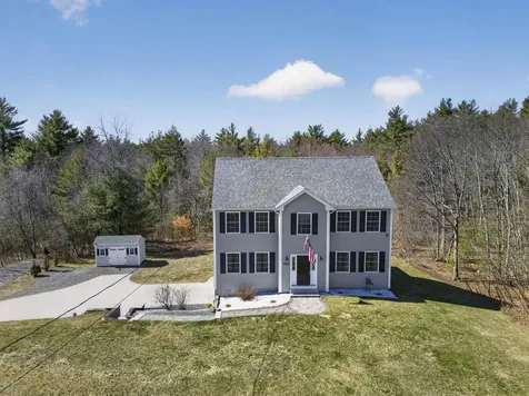 596 Haverhill Road Chester NH 03036
