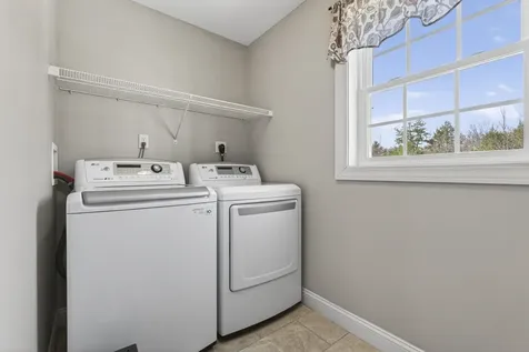 596 Haverhill Road Chester NH 03036