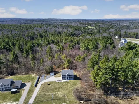596 Haverhill Road Chester NH 03036