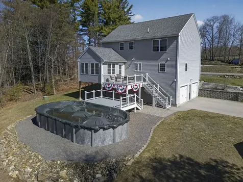 596 Haverhill Road Chester NH 03036