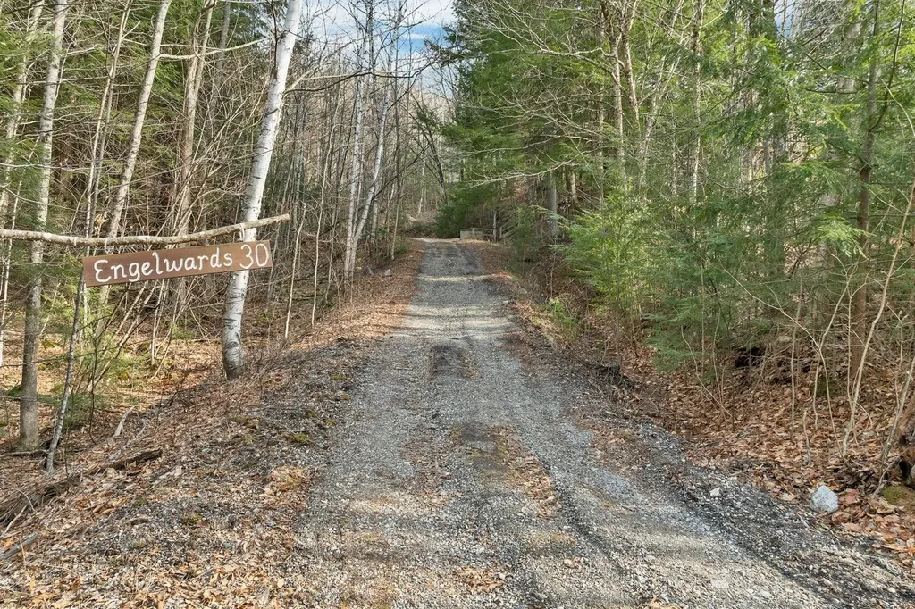 30 Chapman Circle Campton NH 03223