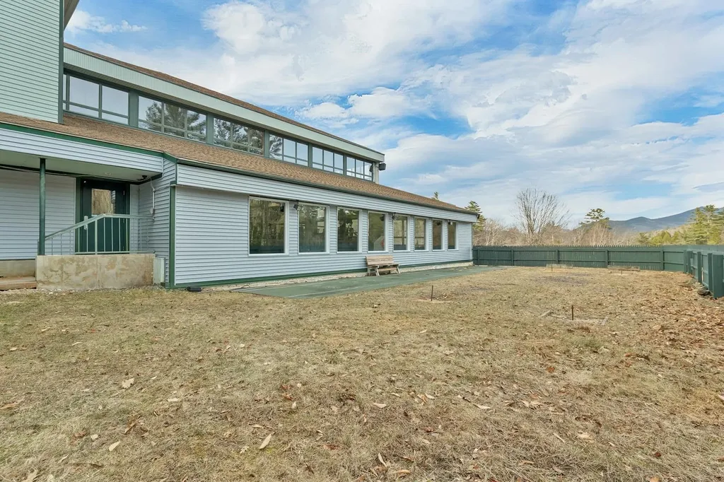 30 Chapman Circle Campton NH 03223