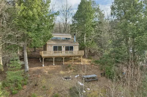 30 Chapman Circle Campton NH 03223