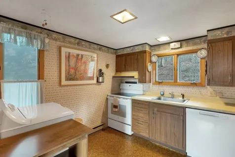 30 Chapman Circle Campton NH 03223
