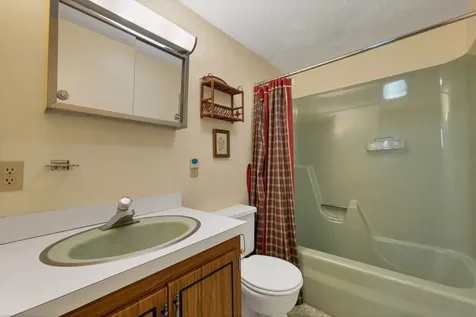 30 Chapman Circle Campton NH 03223