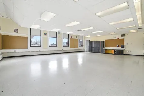 555 Cedar Street Manchester NH 03103