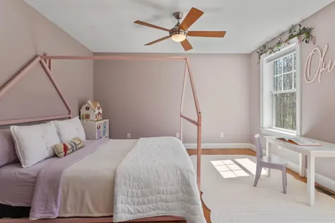 55 Mill Road North Hampton NH 03862
