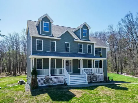 55 Mill Road North Hampton NH 03862