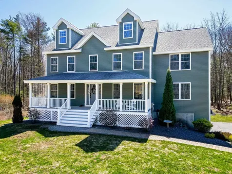 55 Mill Road North Hampton NH 03862