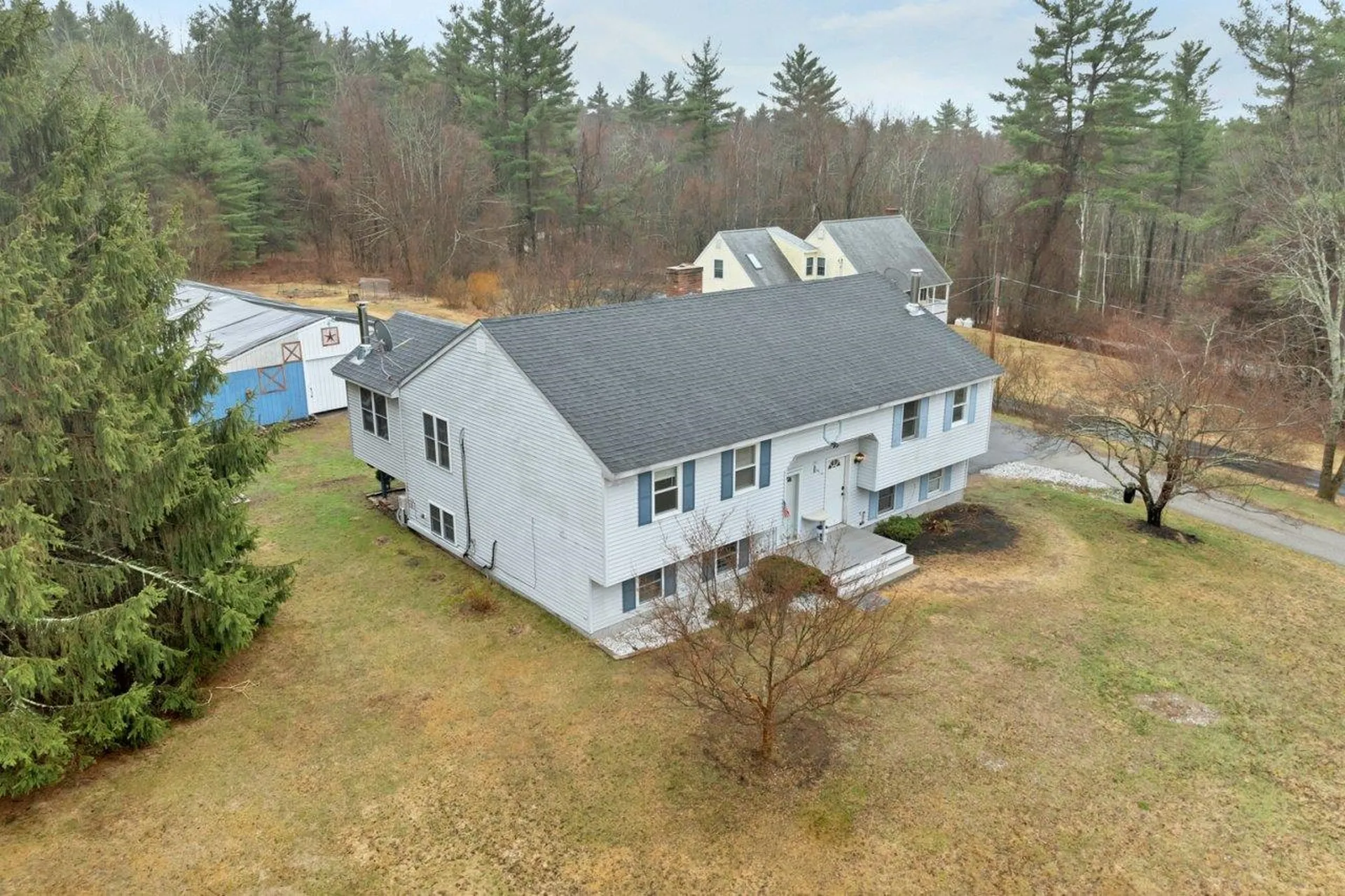 14 N Salem Road Hampstead NH 03841