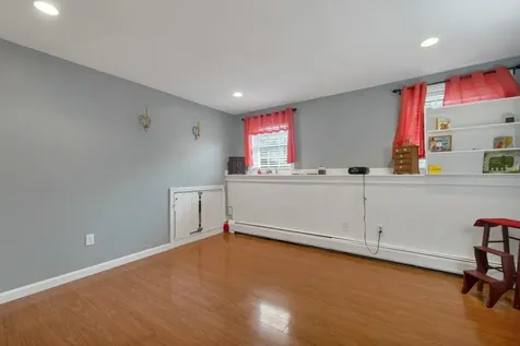 14 N Salem Road Hampstead NH 03841