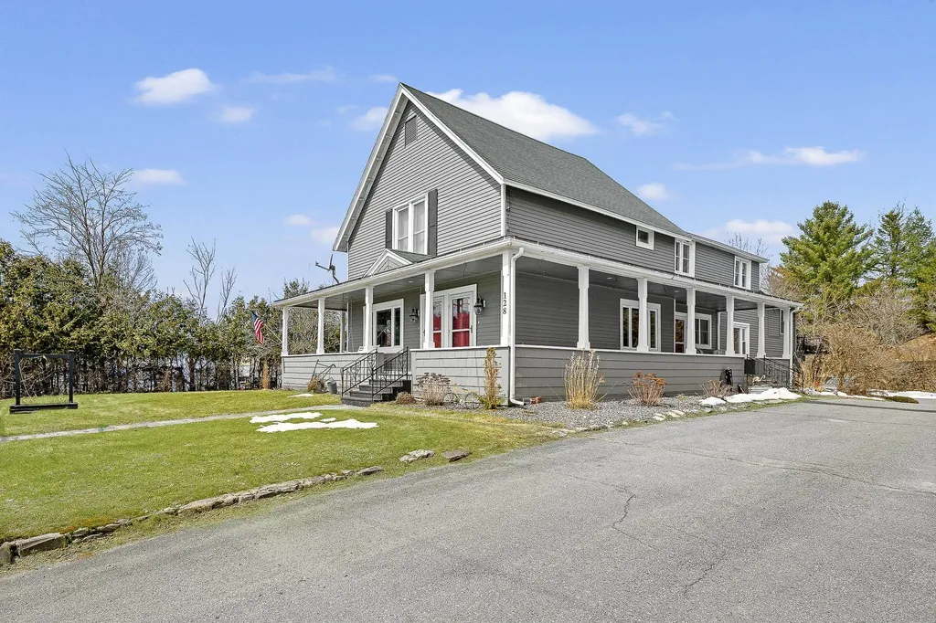 128 Gale Street Canaan VT 05903