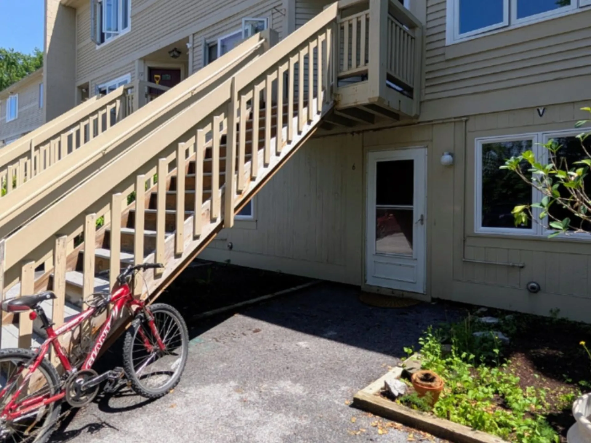 337 College Street Burlington VT 05401