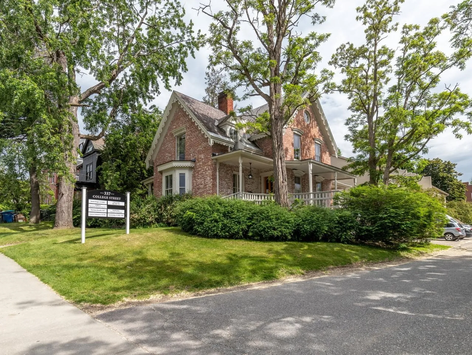 337 College Street Burlington VT 05401