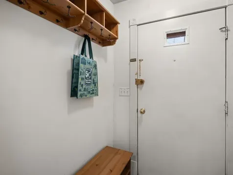 337 College Street Burlington VT 05401