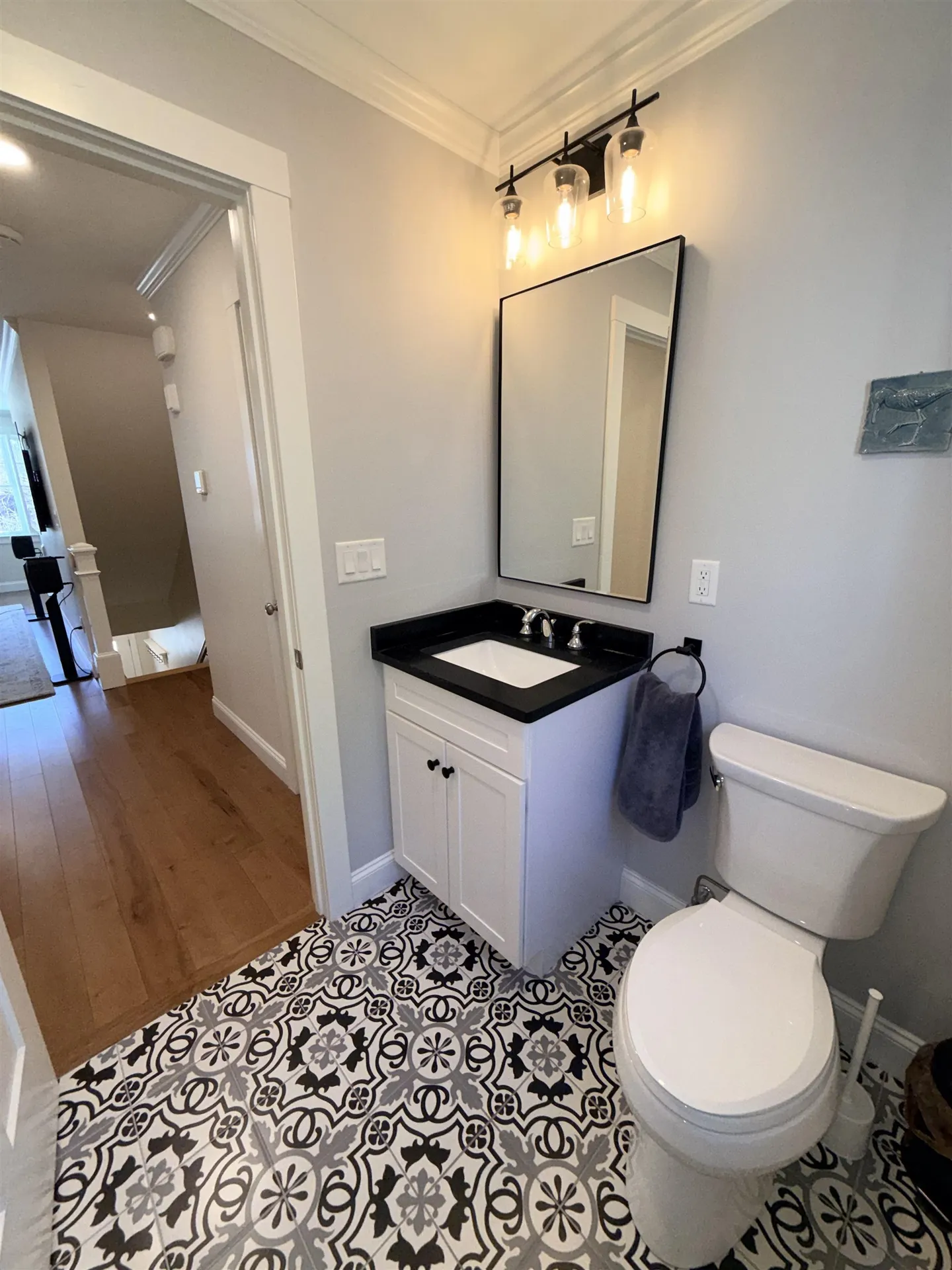 293 Peverly Hill Road Portsmouth NH 03801