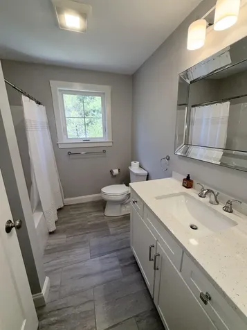 293 Peverly Hill Road Portsmouth NH 03801