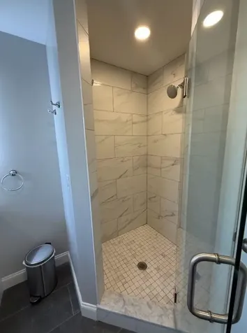 293 Peverly Hill Road Portsmouth NH 03801
