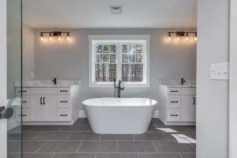 125 Crowley Road Chester NH 03036