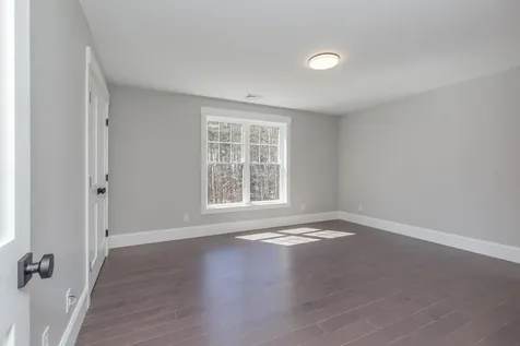 125 Crowley Road Chester NH 03036