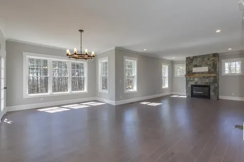 125 Crowley Road Chester NH 03036