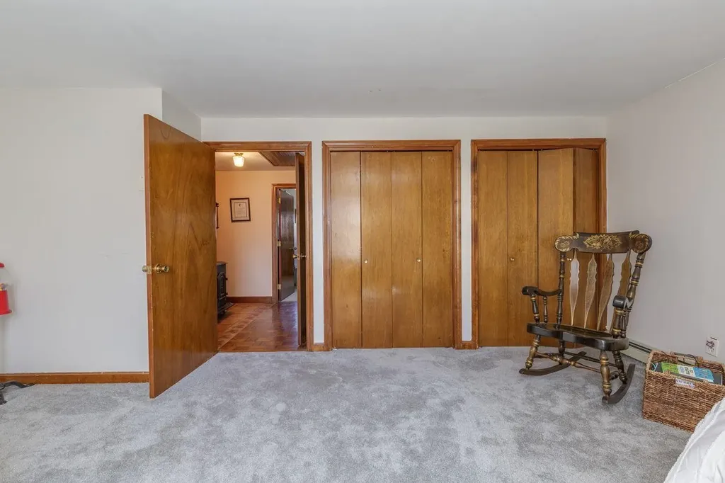 27 Bedard Avenue Derry NH 03038