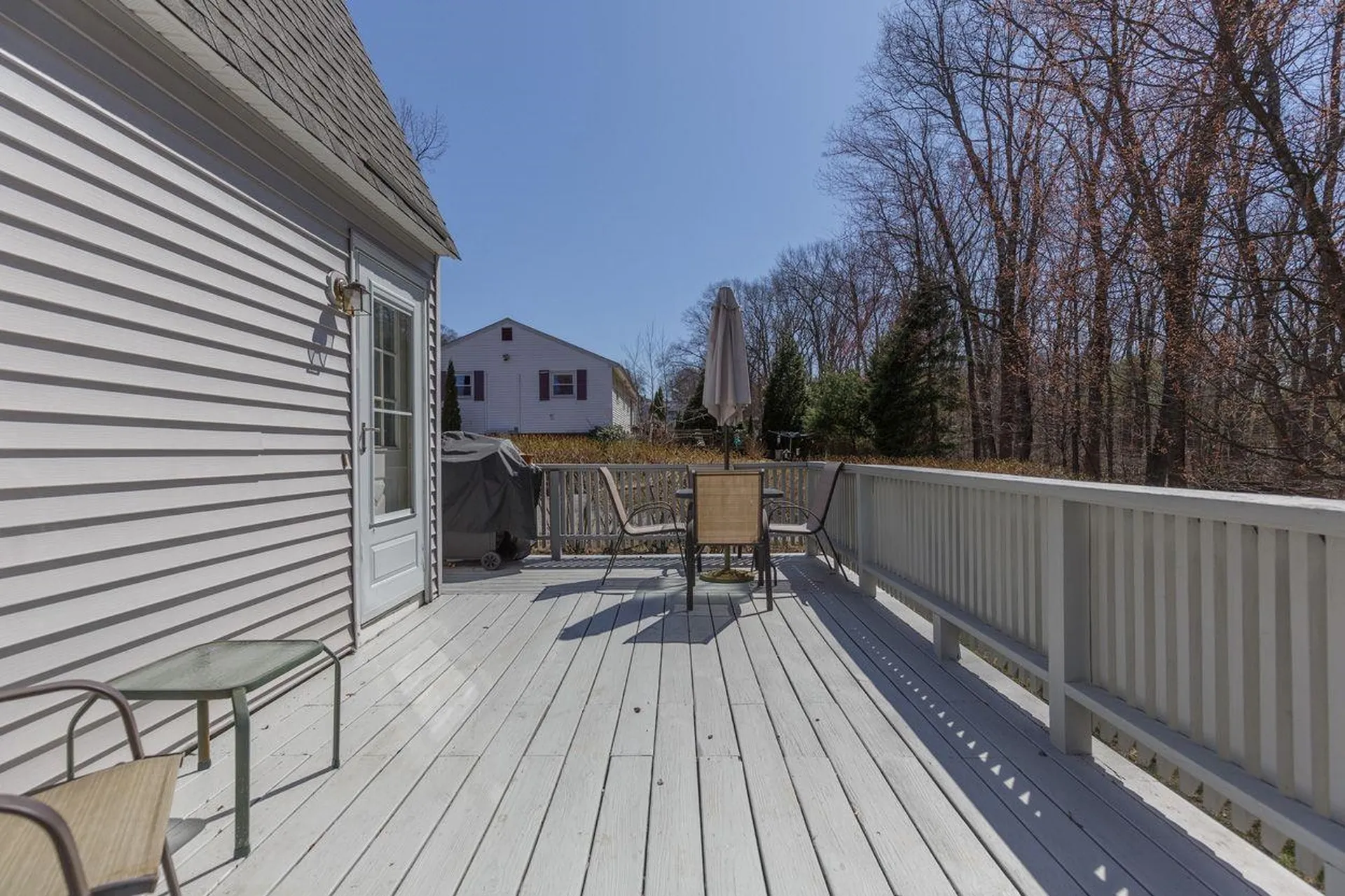 27 Bedard Avenue Derry NH 03038