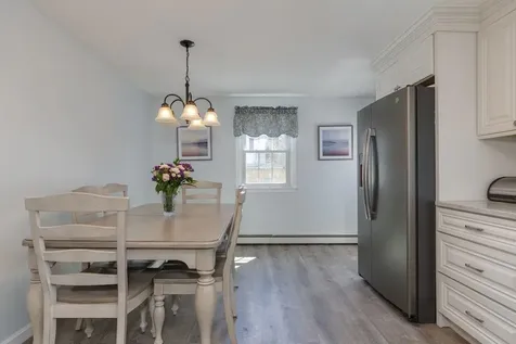 27 Bedard Avenue Derry NH 03038