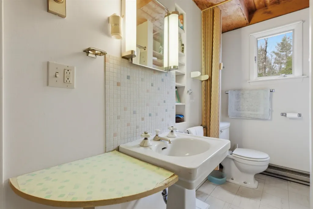 2936 Hapgood Pond Road Peru VT 05152