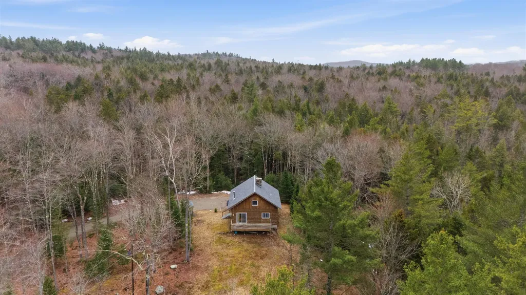 2936 Hapgood Pond Road Peru VT 05152