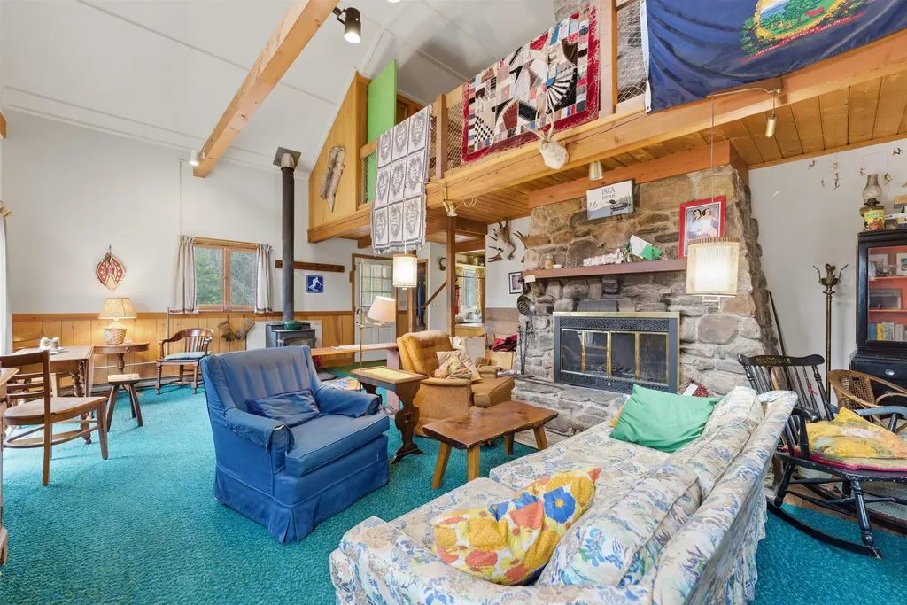 2936 Hapgood Pond Road Peru VT 05152