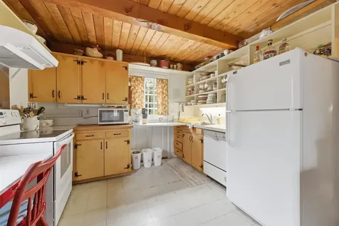 2936 Hapgood Pond Road Peru VT 05152
