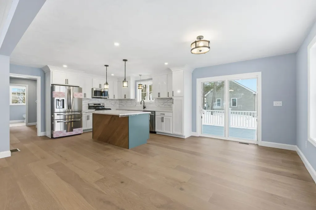 9 Michelle Drive Nashua NH 03062