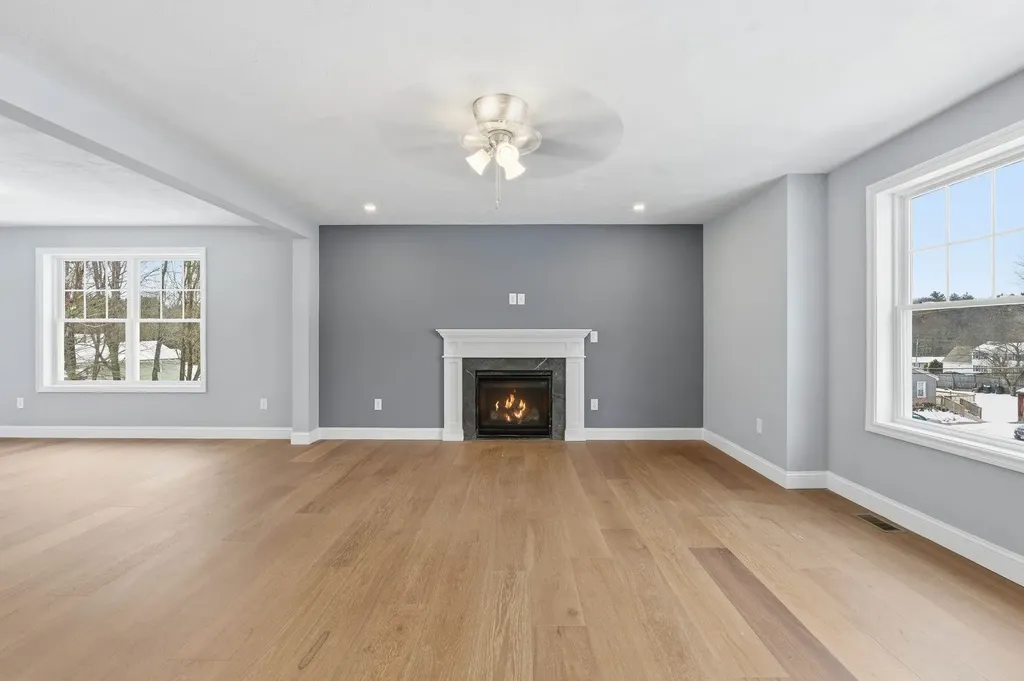 9 Michelle Drive Nashua NH 03062