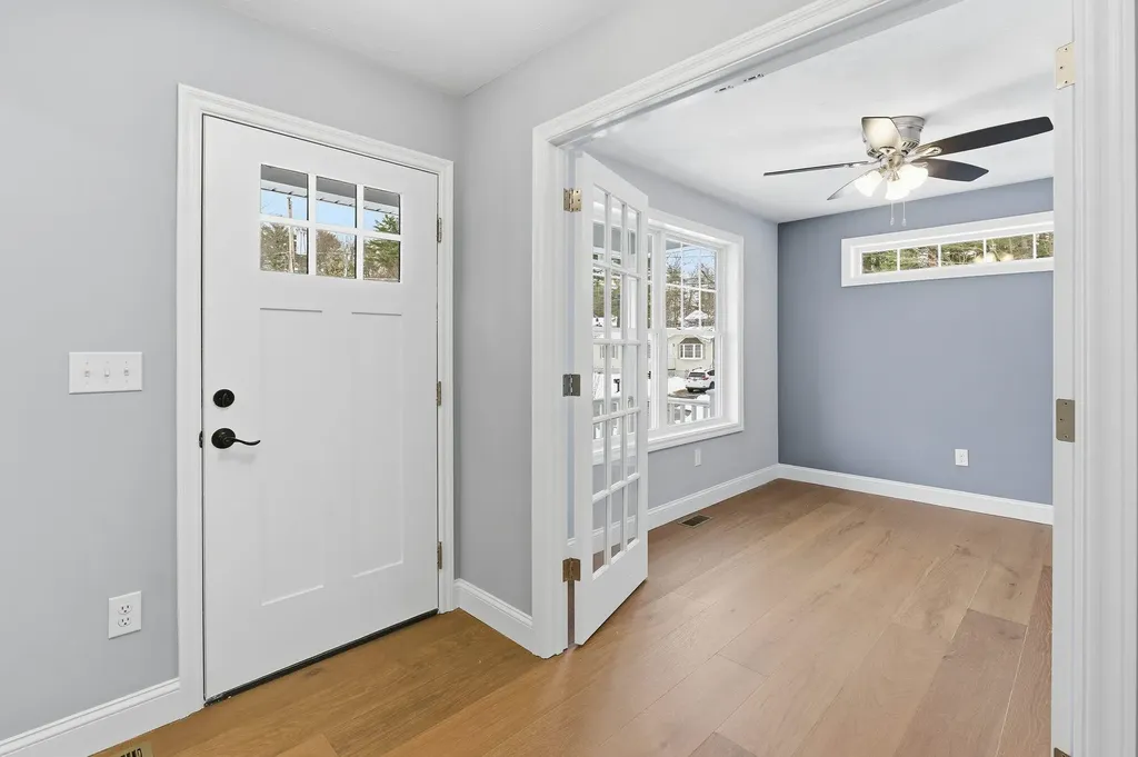 9 Michelle Drive Nashua NH 03062