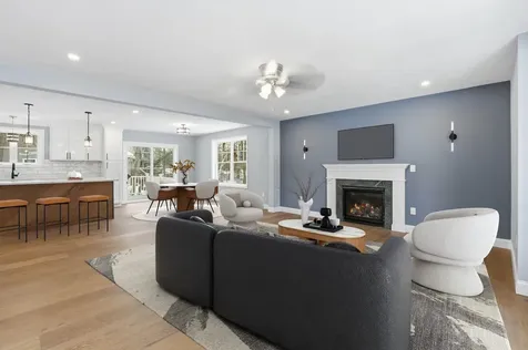 9 Michelle Drive Nashua NH 03062