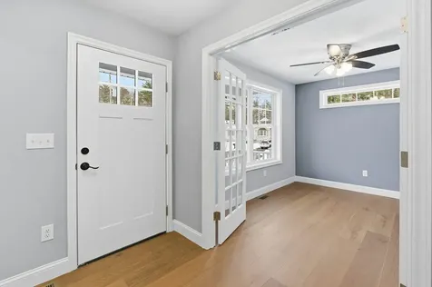 9 Michelle Drive Nashua NH 03062