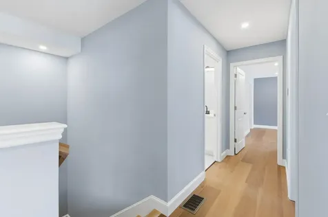 9 Michelle Drive Nashua NH 03062