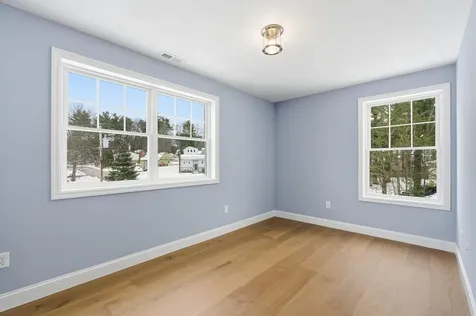 9 Michelle Drive Nashua NH 03062