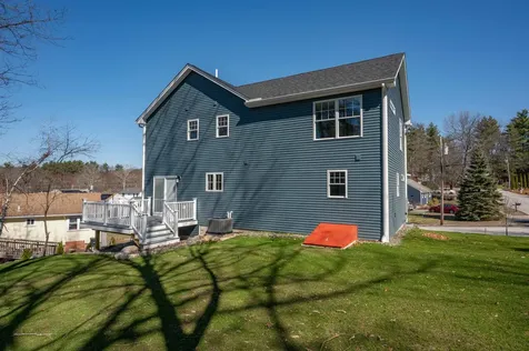 9 Michelle Drive Nashua NH 03062