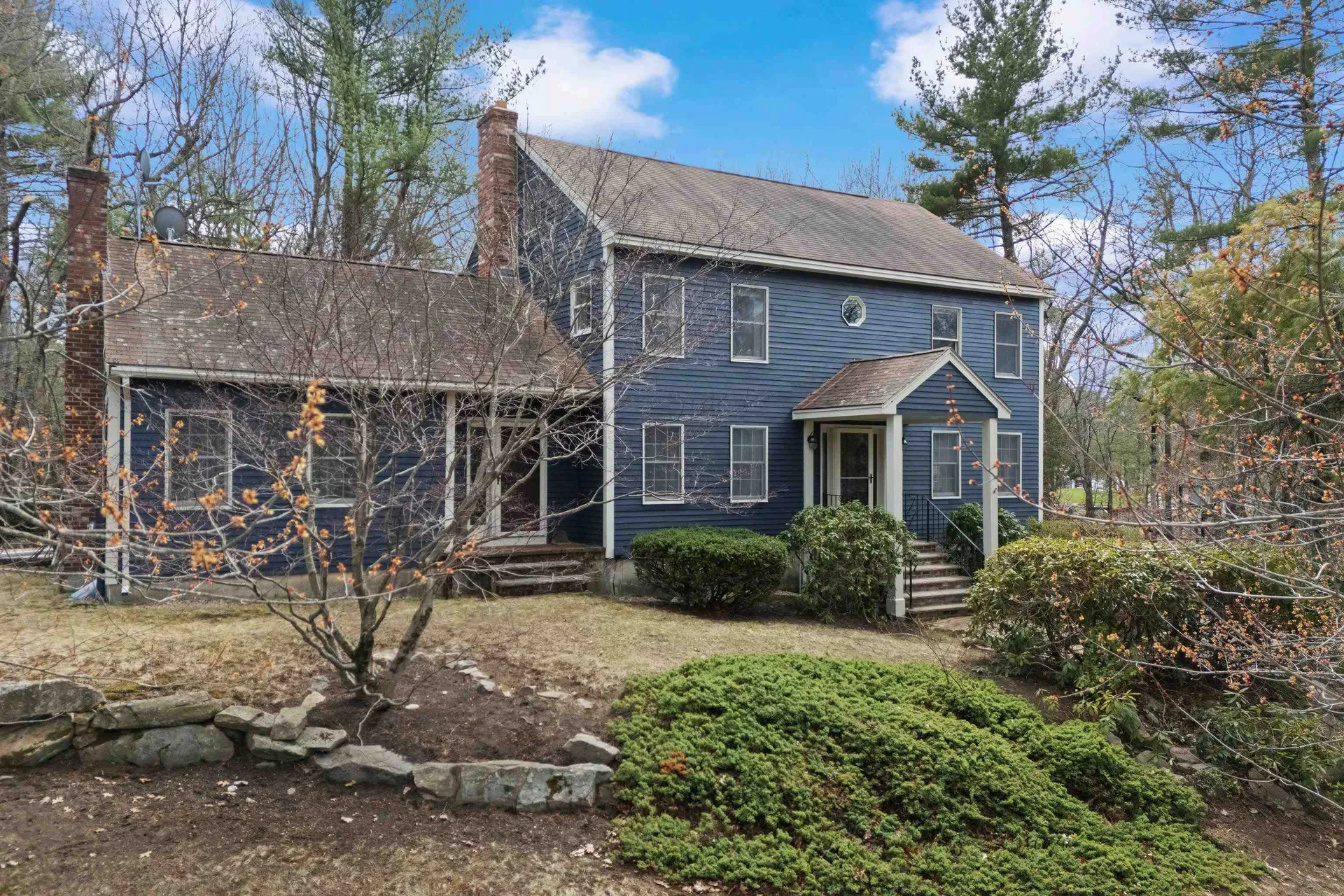 41 Windsor Boulevard Londonderry NH 03053