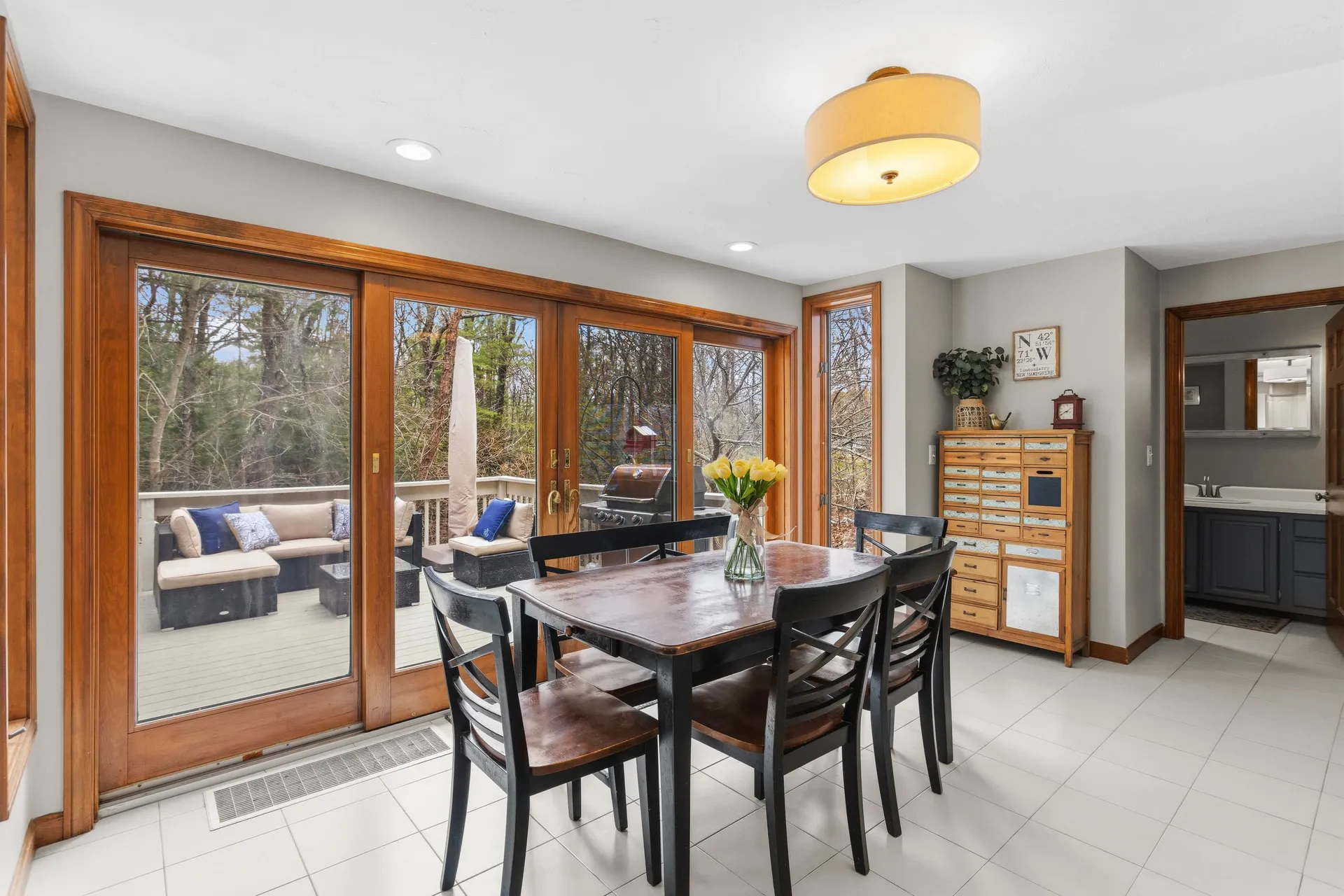41 Windsor Boulevard Londonderry NH 03053